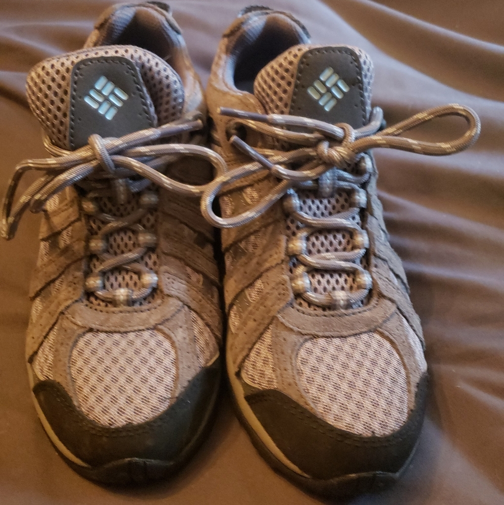 Womens Columbia Hiking Boots Size 6.5